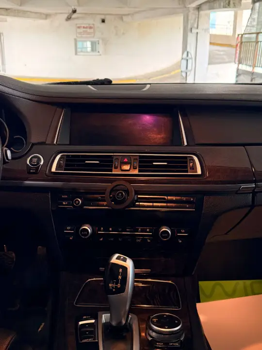 BMW 740