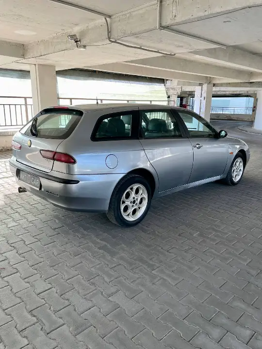 Alfa Romeo 156