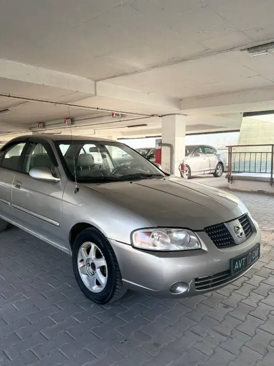 Nissan Sentra