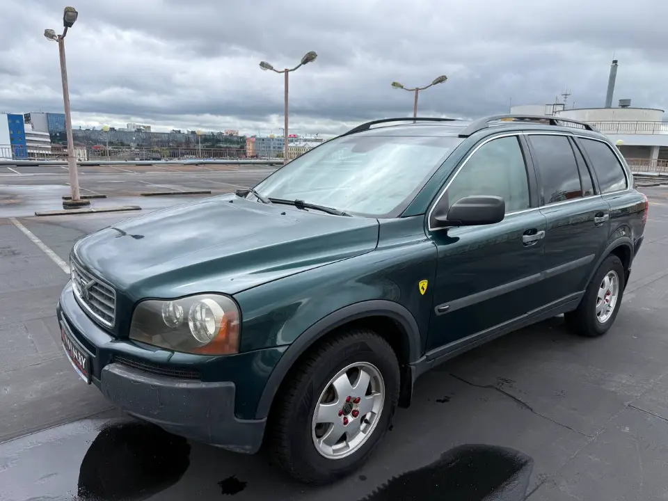 VOLVO XC90