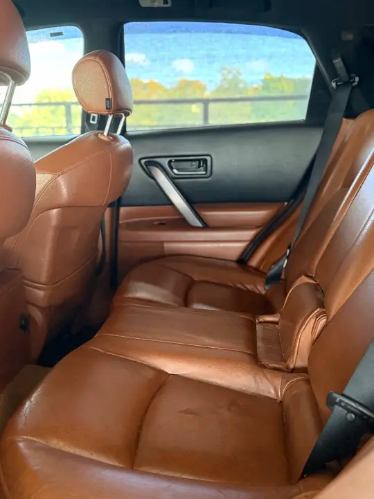 INFINITI FX 35