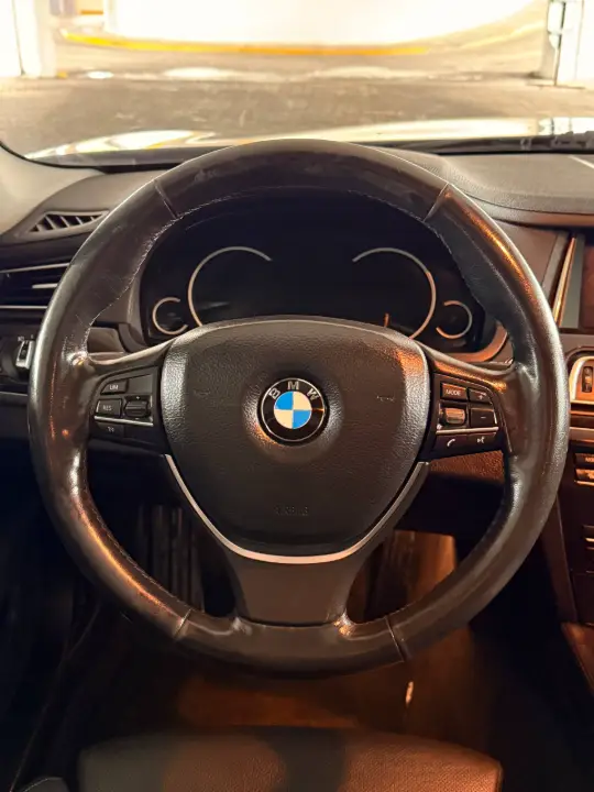 BMW 740