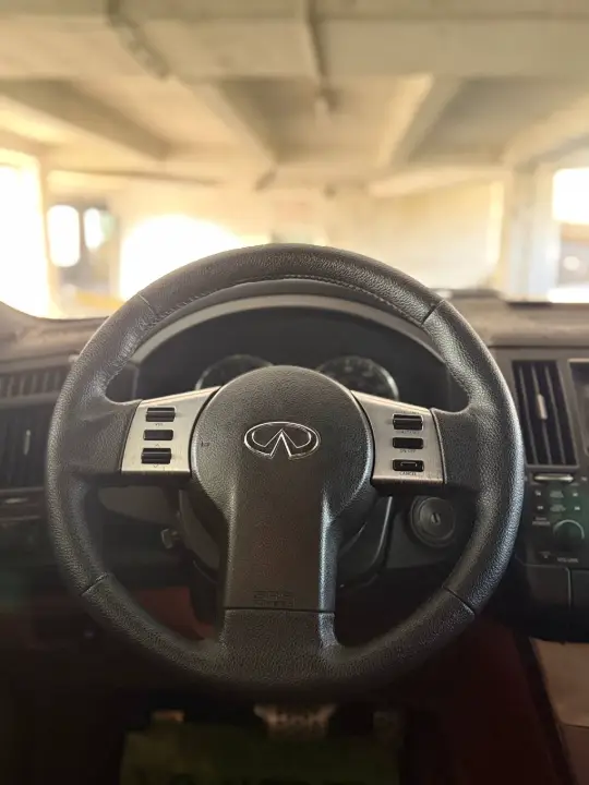INFINITI FX 35