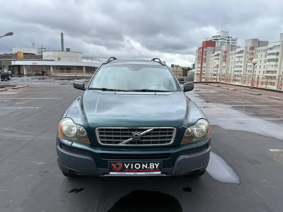 VOLVO XC90