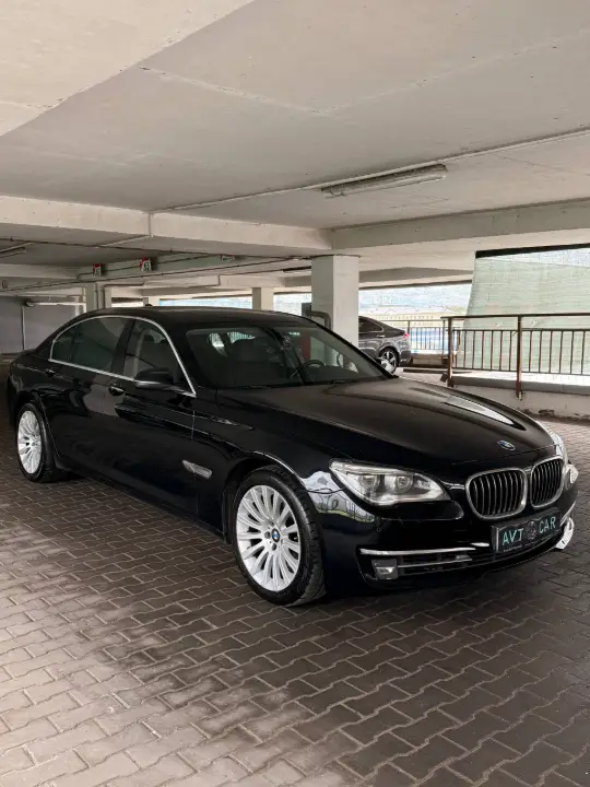BMW 740