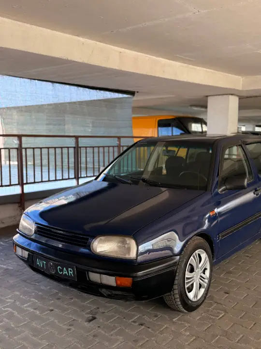 Volkswagen  Golf