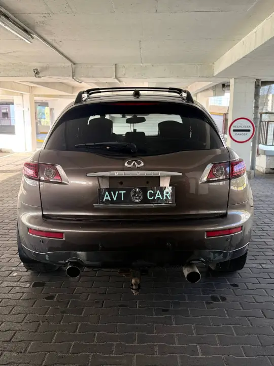 INFINITI FX 35