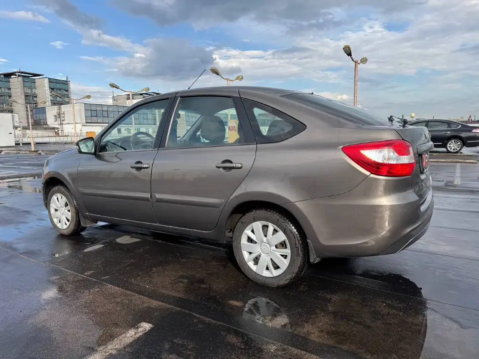LADA GRANTA