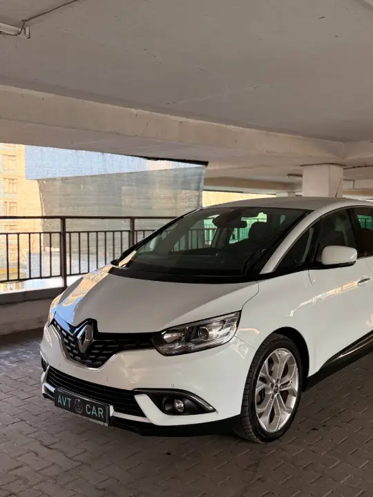 RENAULT Scenic 