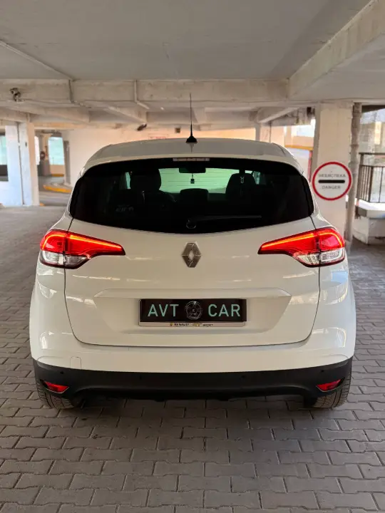 RENAULT Scenic 