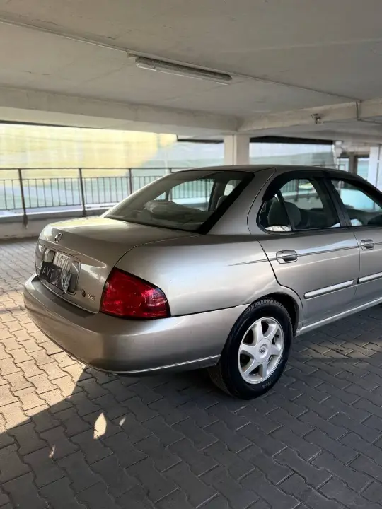 Nissan Sentra
