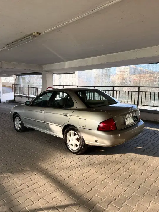 Nissan Sentra