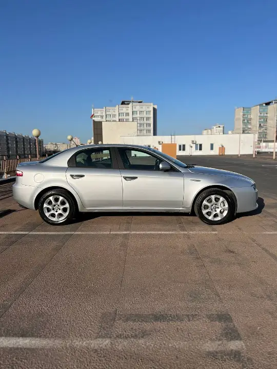 Alfa-Romeo 159